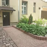 Cozy Rachel-near Rynek Netflix 아파트