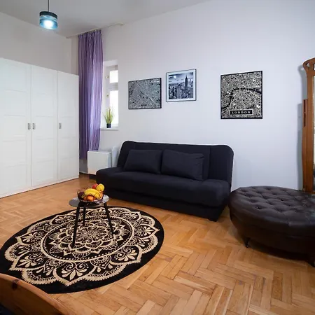Апартаменты Cozy Rachel-near Rynek Netflix